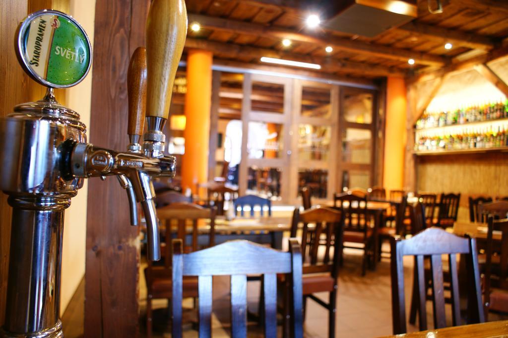 Grillbar Penzion & Restaurant สปิชสกา โนวา เวส ภายนอก รูปภาพ