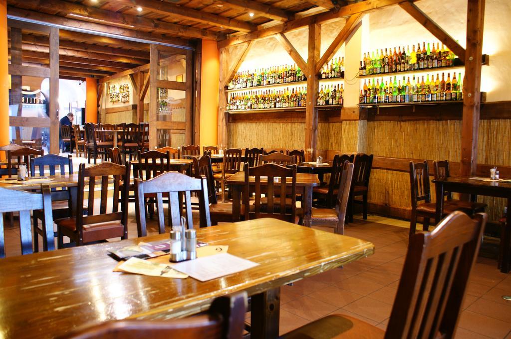 Grillbar Penzion & Restaurant สปิชสกา โนวา เวส ภายนอก รูปภาพ